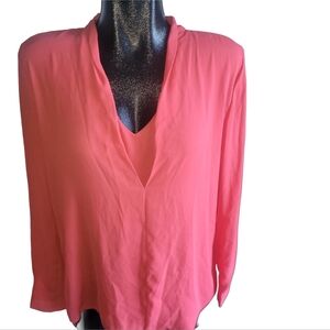 Le Chateau Long Sleeve High Low V Neck Blouse L
